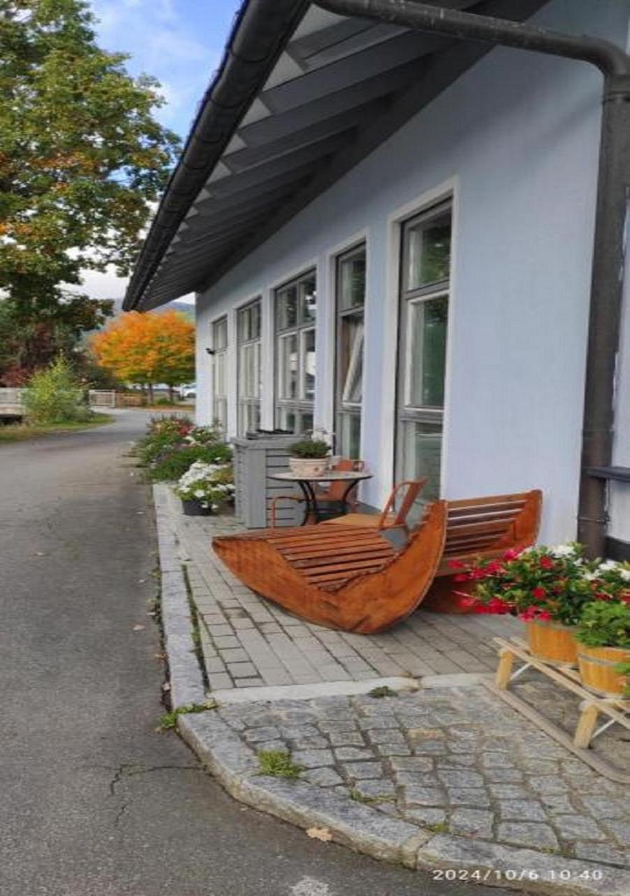 Ferienhaus Am Bach Achslach エクステリア 写真